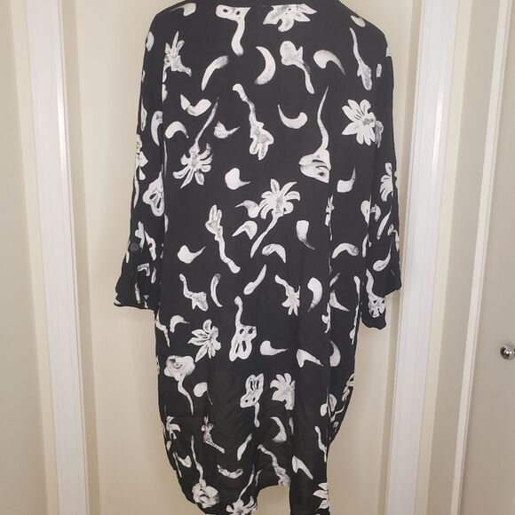 Blue Sky floral blouse - Picture 4 of 9